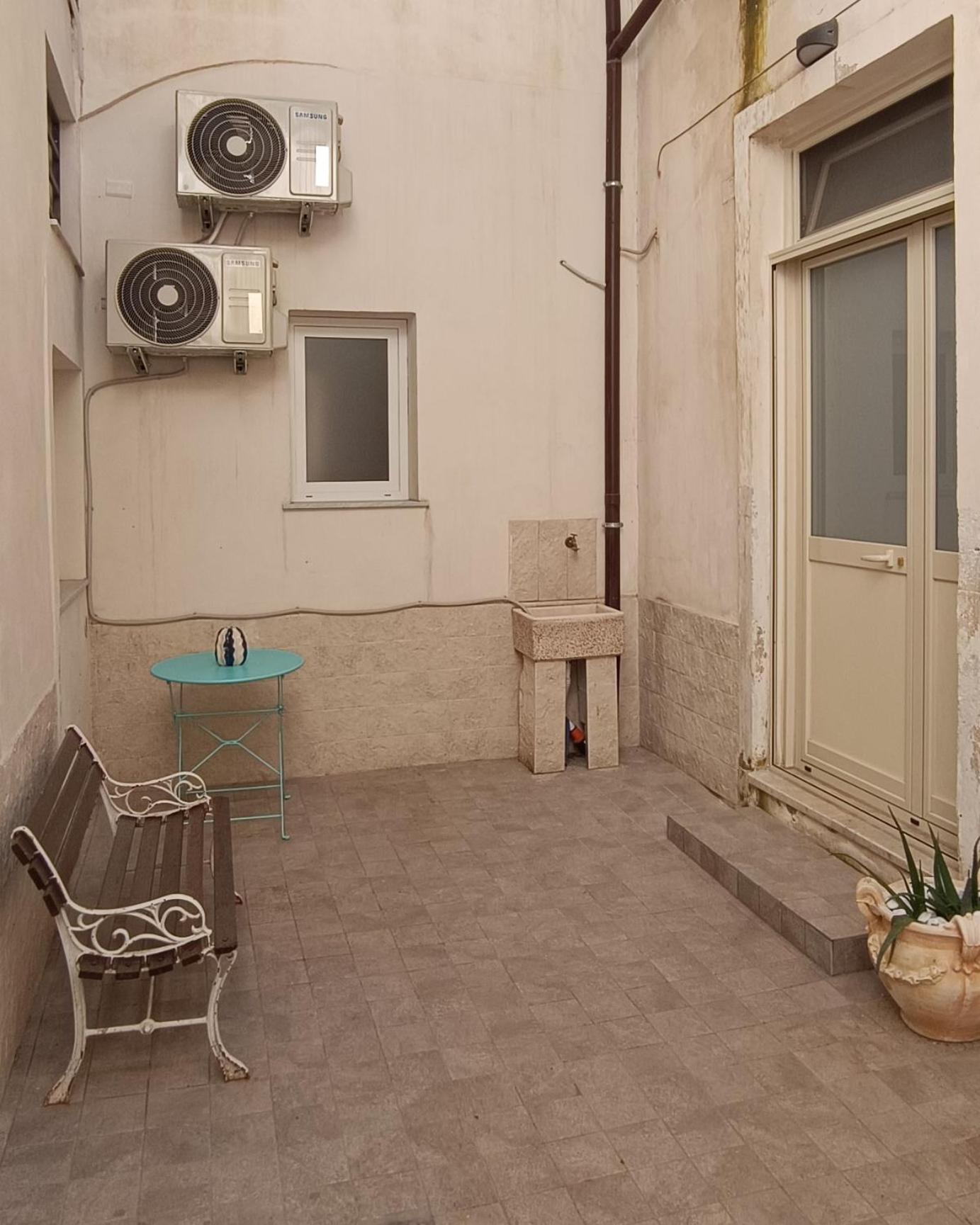 Exclusive House In The Center Catânia Exterior foto